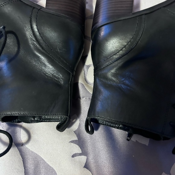 Sole Society brand new leather boots with block heel. genuine leather. - Picture 7 of 9